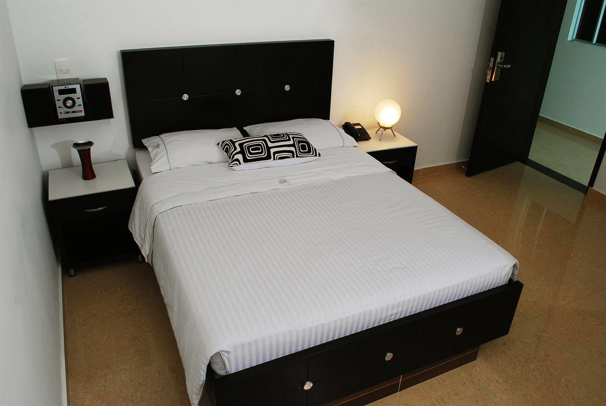 Hotel Central Plaza Medellin Itagüí Εξωτερικό φωτογραφία